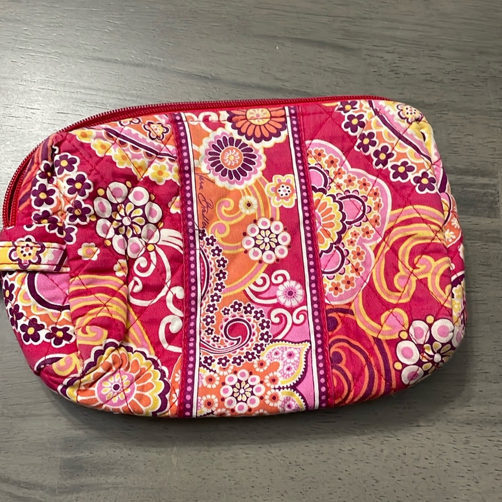 Vera Bradley medium make up pouch